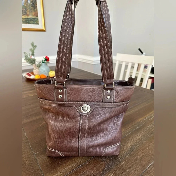 Coach turn lock Hampton tote bag - Picture 7 of 16